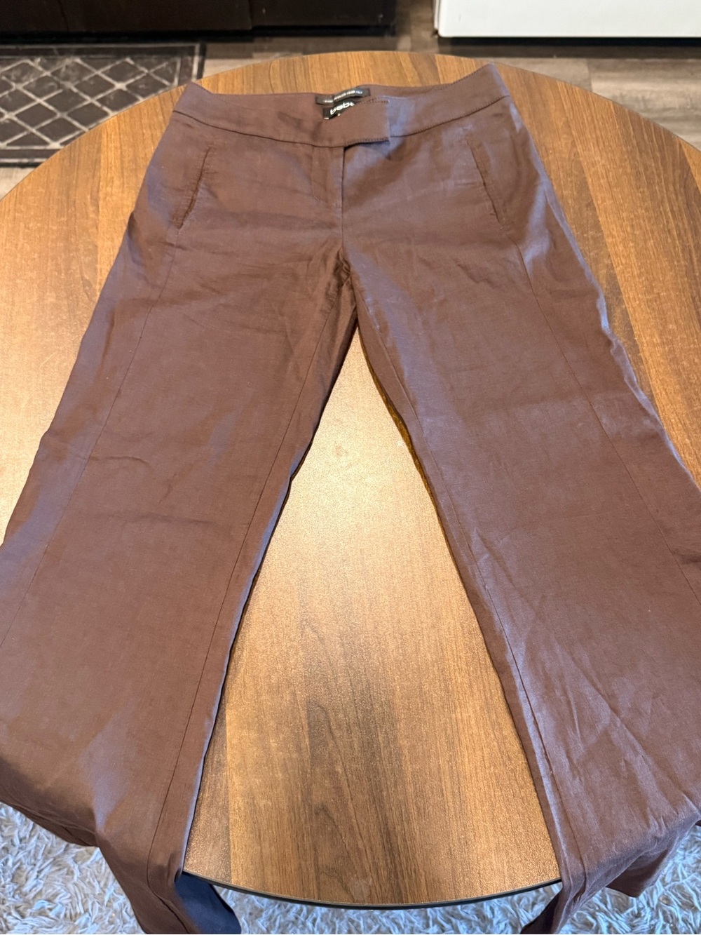 bebe Women's Pants in Deep Plum